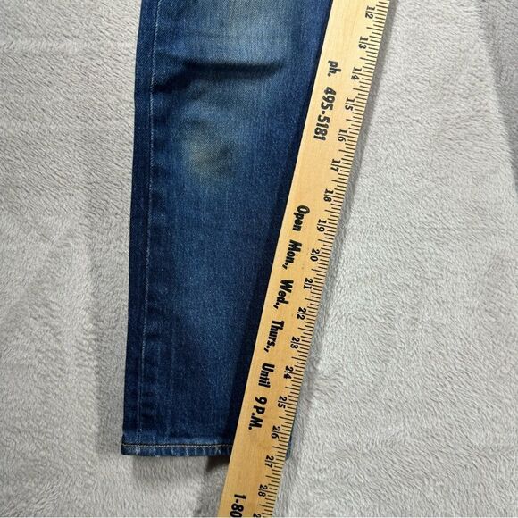 Levi’s Premium Wedgie Medium Wash Jeans Womens Blue Denim Buttonfly‎ Size 25 - Picture 3 of 9